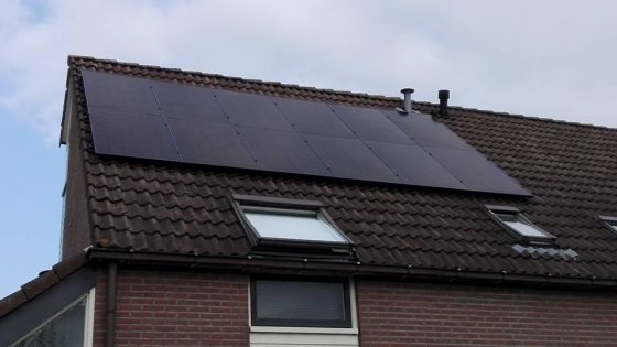 Westerbork, LG Solar 320 Wp 2black high end panelen